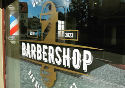 Logo und Schaufensterbeschriftung Barbershop